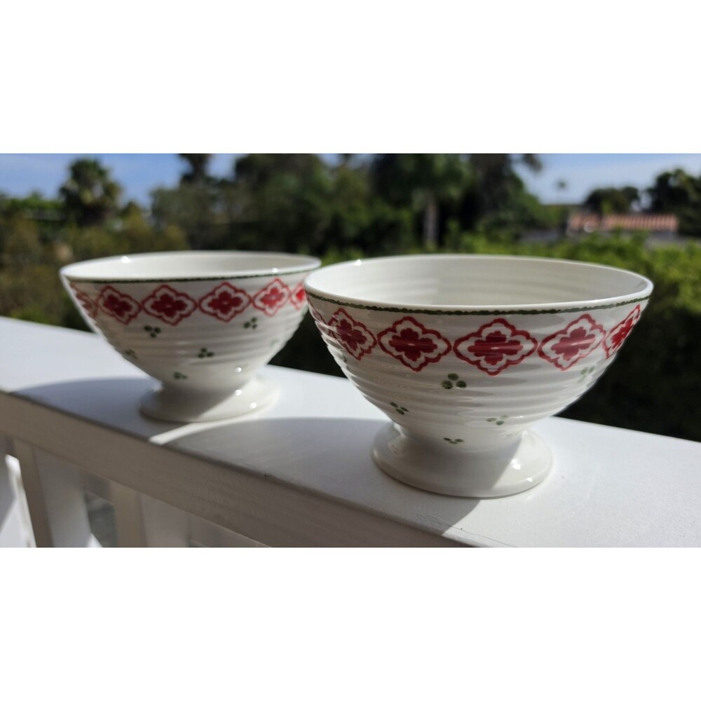 Set of 2 Portmeirion Sophie Conran Christmas 'Candy Cane" Footed Bowls RARE
